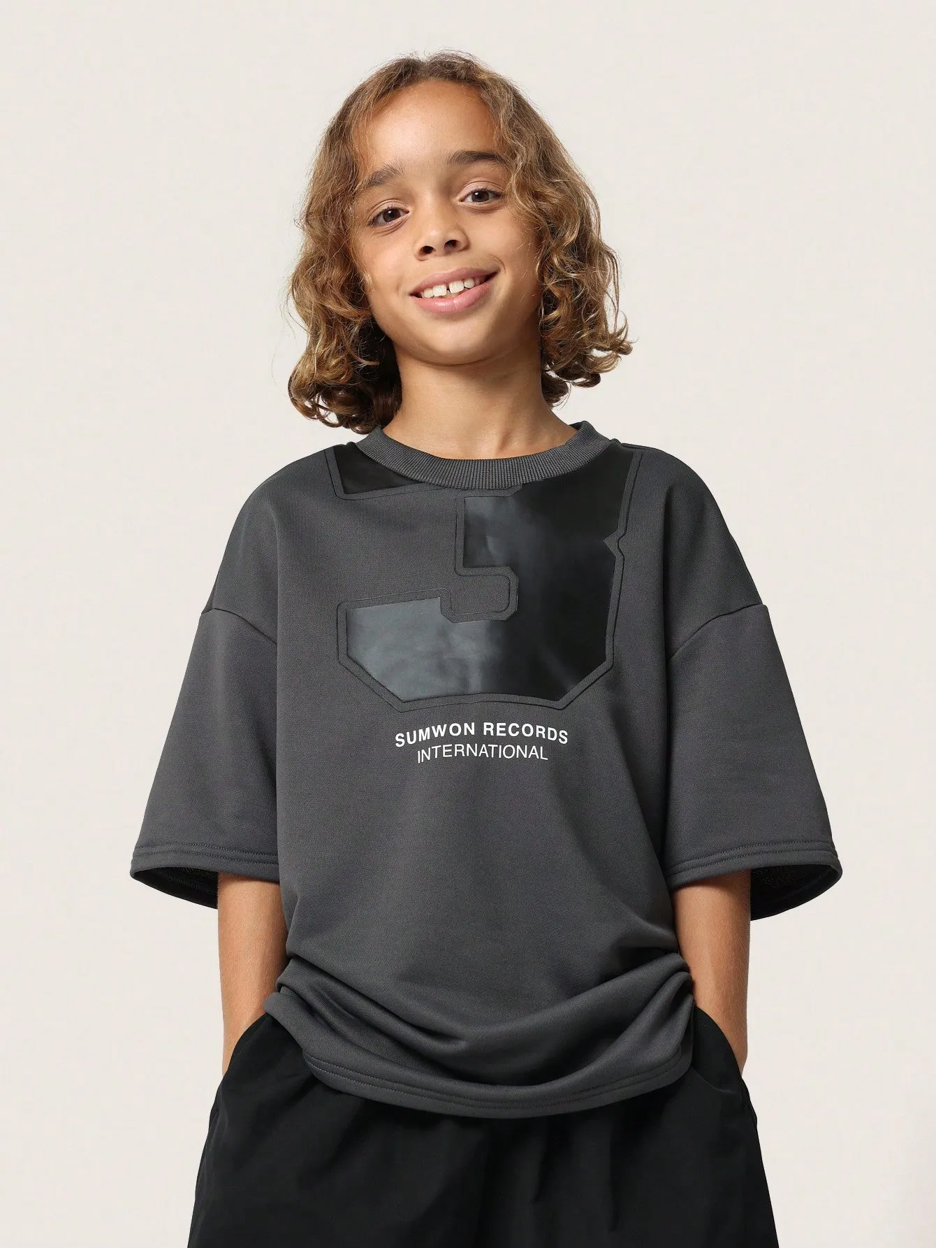 Tween Boys Oversized Graphic Print Tee And Wide Leg Nylon Jogger 2 Piece Set